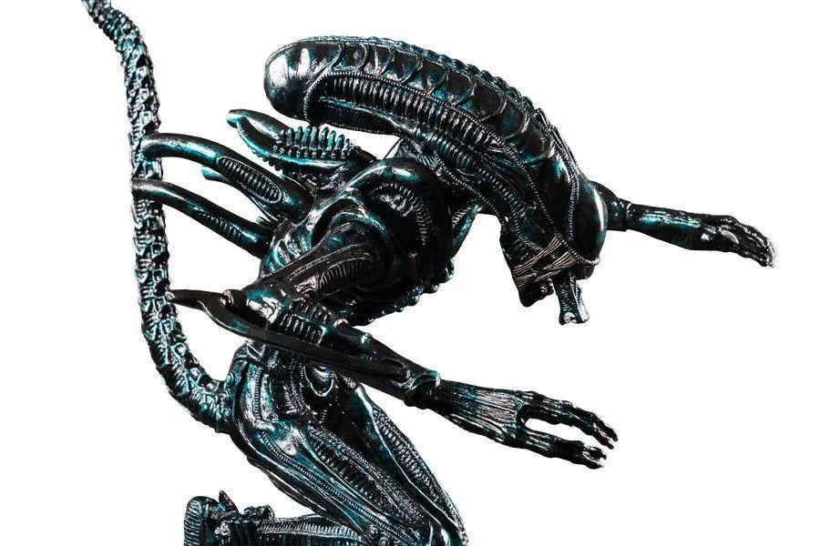 Aliens - Alien Water Attack Statue - Image 18