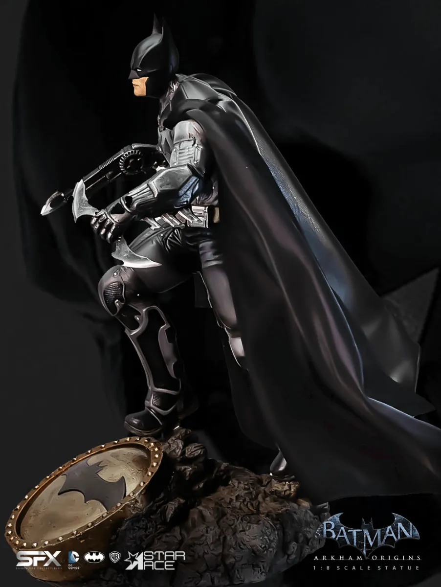 Batman: Arkham Origins - Batman 2.0 Deluxe Statue - Image 5