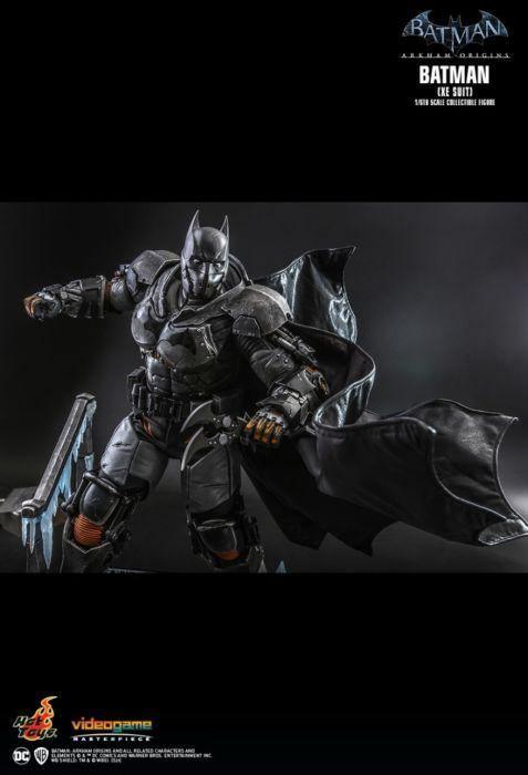 Batman: Arkham Origins - Batman (XE Suit) 1:6 Scale 12" Action Figure - Image 13