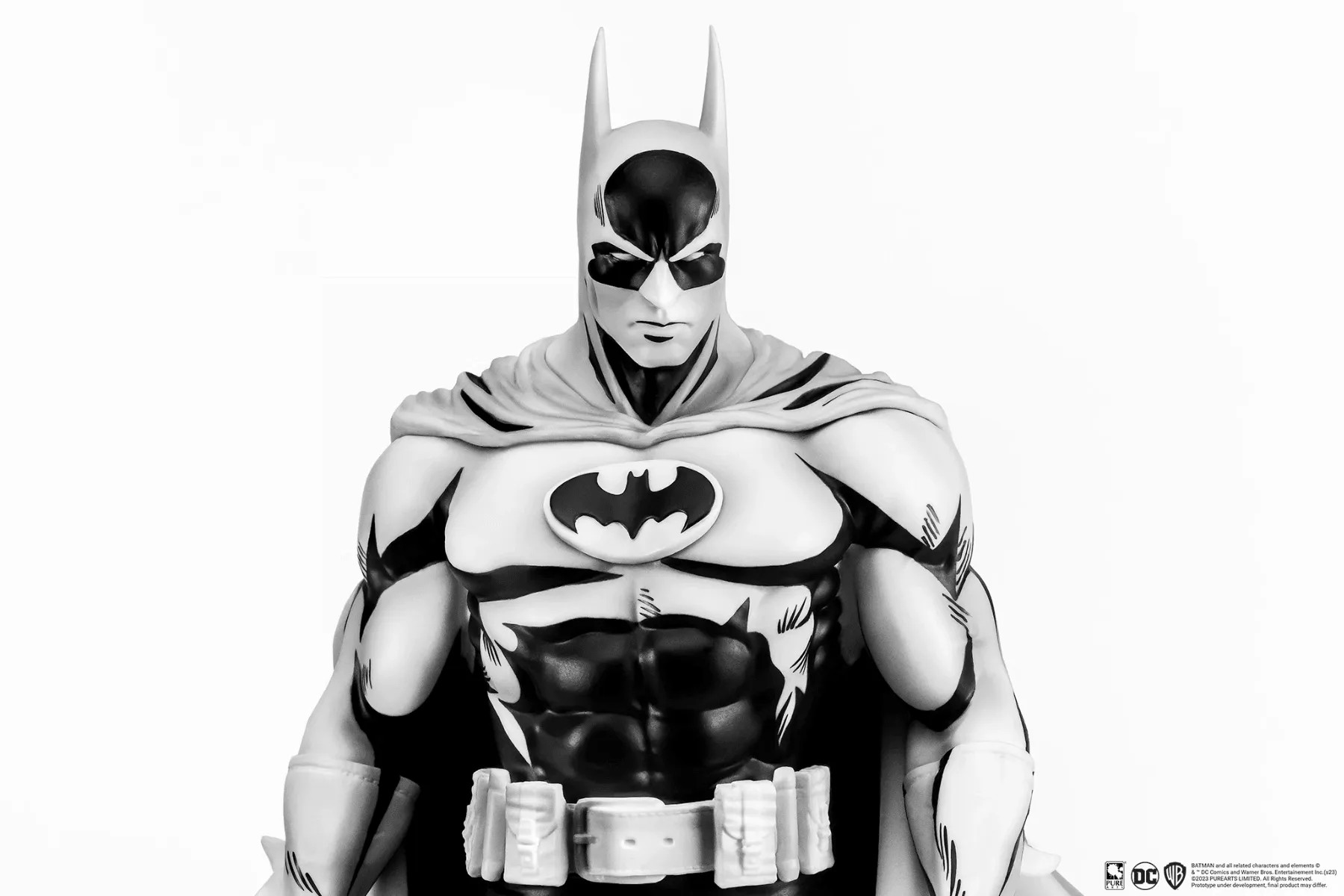Batman - Batman (Neil Adams) Black & White PVC 1:8 Scale Statue - Image 4