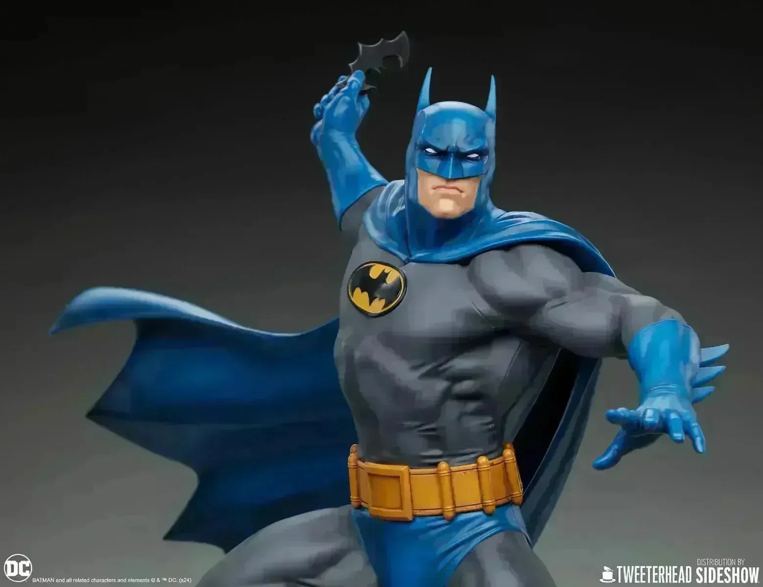 Batman - Batman (Retro Edition) 1:4 Scale Maquette - Image 5
