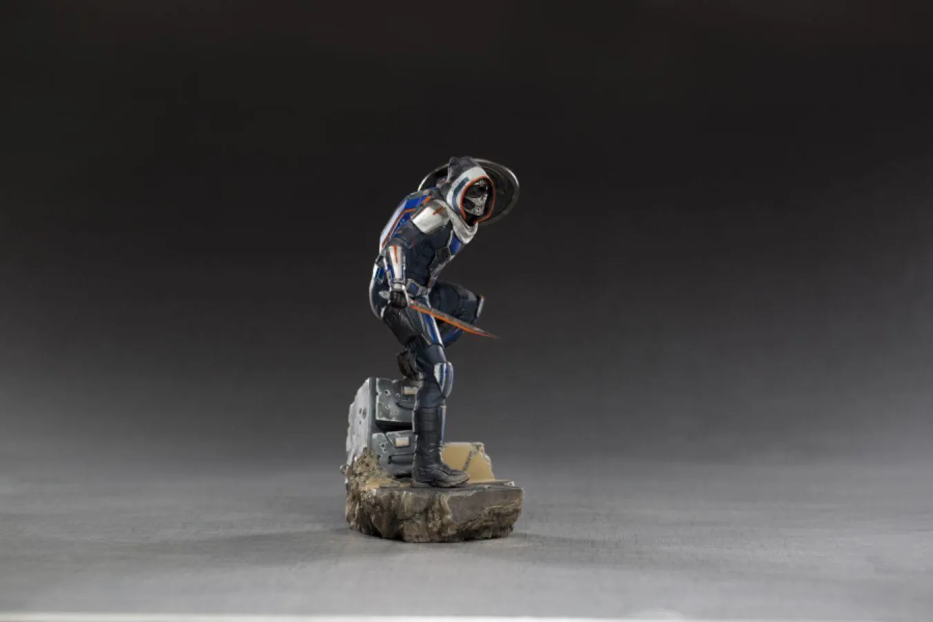 Black Widow - Taskmaster 1:10 Scale Statue - Image 5