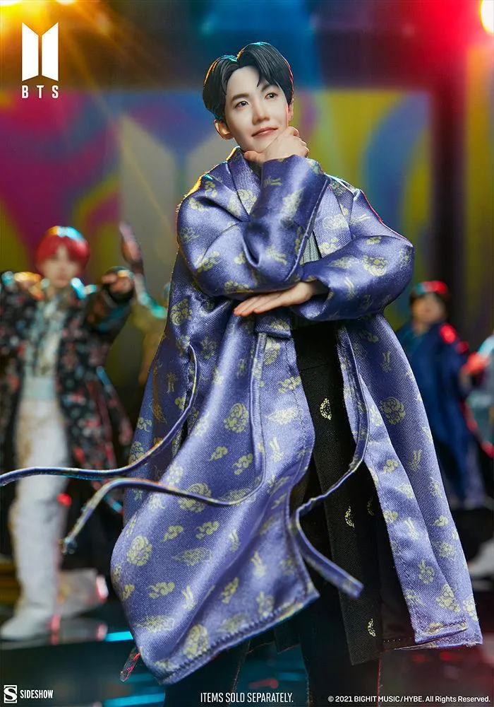 BTS - j-hope Deluxe Statue - Image 3