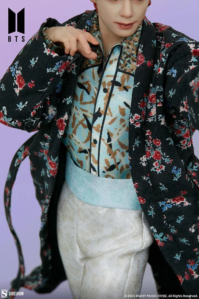 BTS - V Deluxe Statue - Image 12