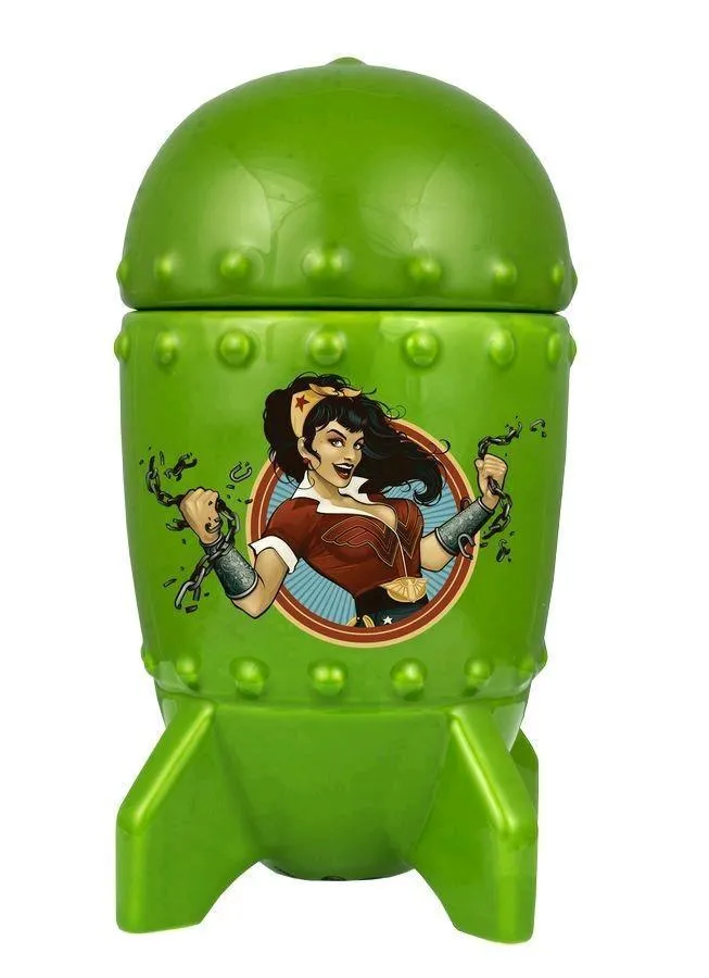 DC Comics Bombshells - Wonder Woman 3D Bombshell Mug with Lid