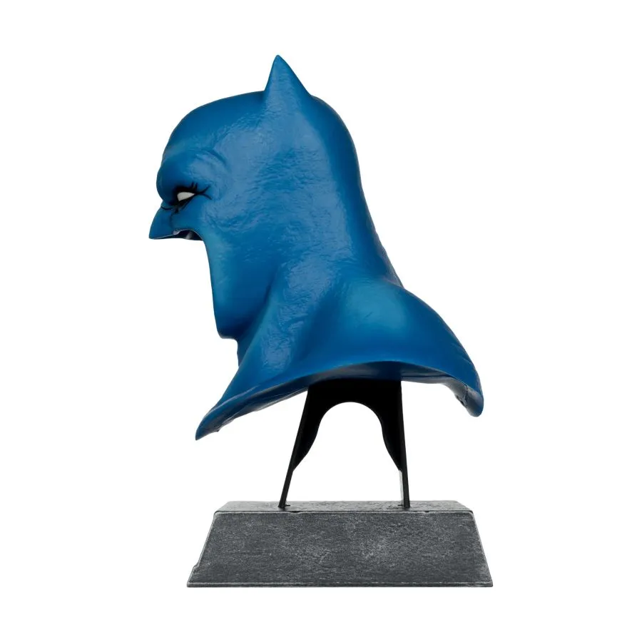 DC Comics - Batman (Dark Knight Returns) Cowl 1:3 Scale Prop Replica - Image 4
