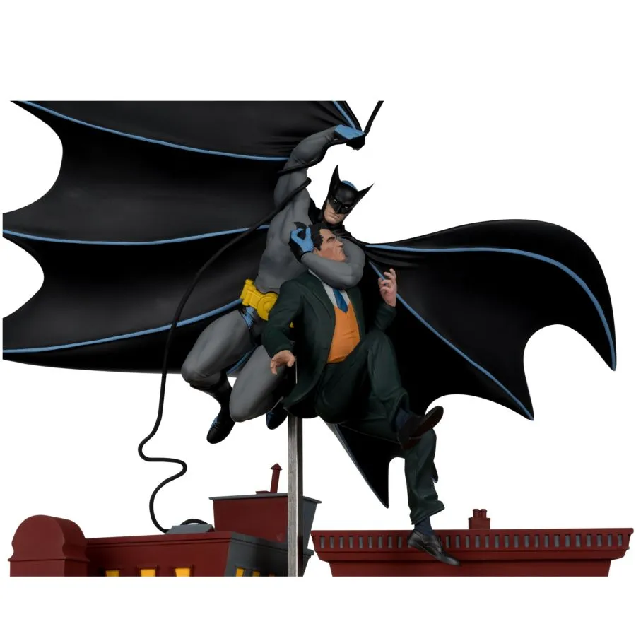 DC Comics - Batman Detective Comics #27 Resin Statue - Image 2