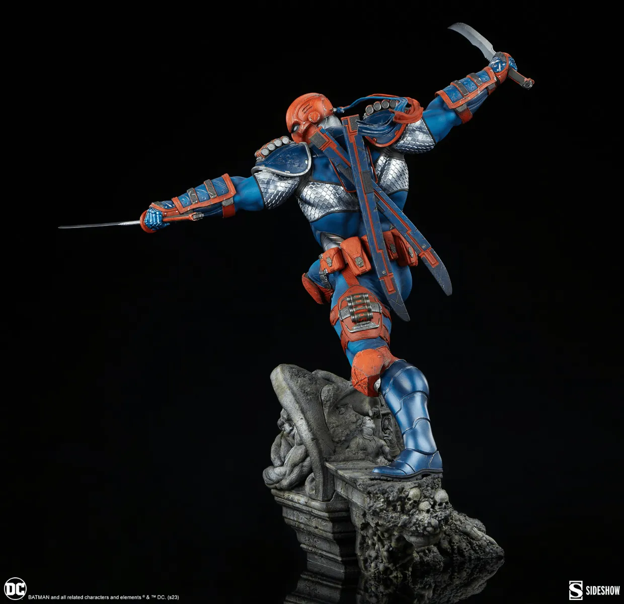 DC Comics - Deathstroke Premium Format Statue - Image 4
