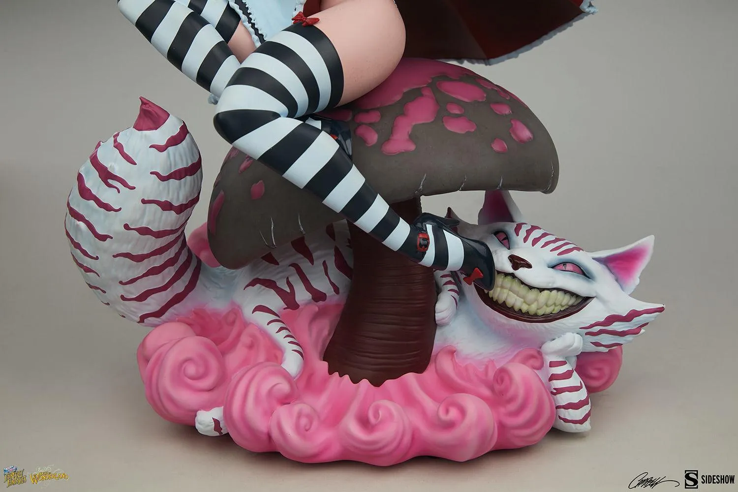 Fairytale Fantasies - Alice in Wonderland Game of Hearts Statue - Image 20