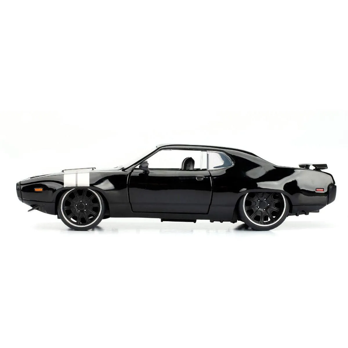 Fast and Furious 8 - Dom's '72 Plymouth GTX 1:24 Scale Hollywood Ride - Image 4