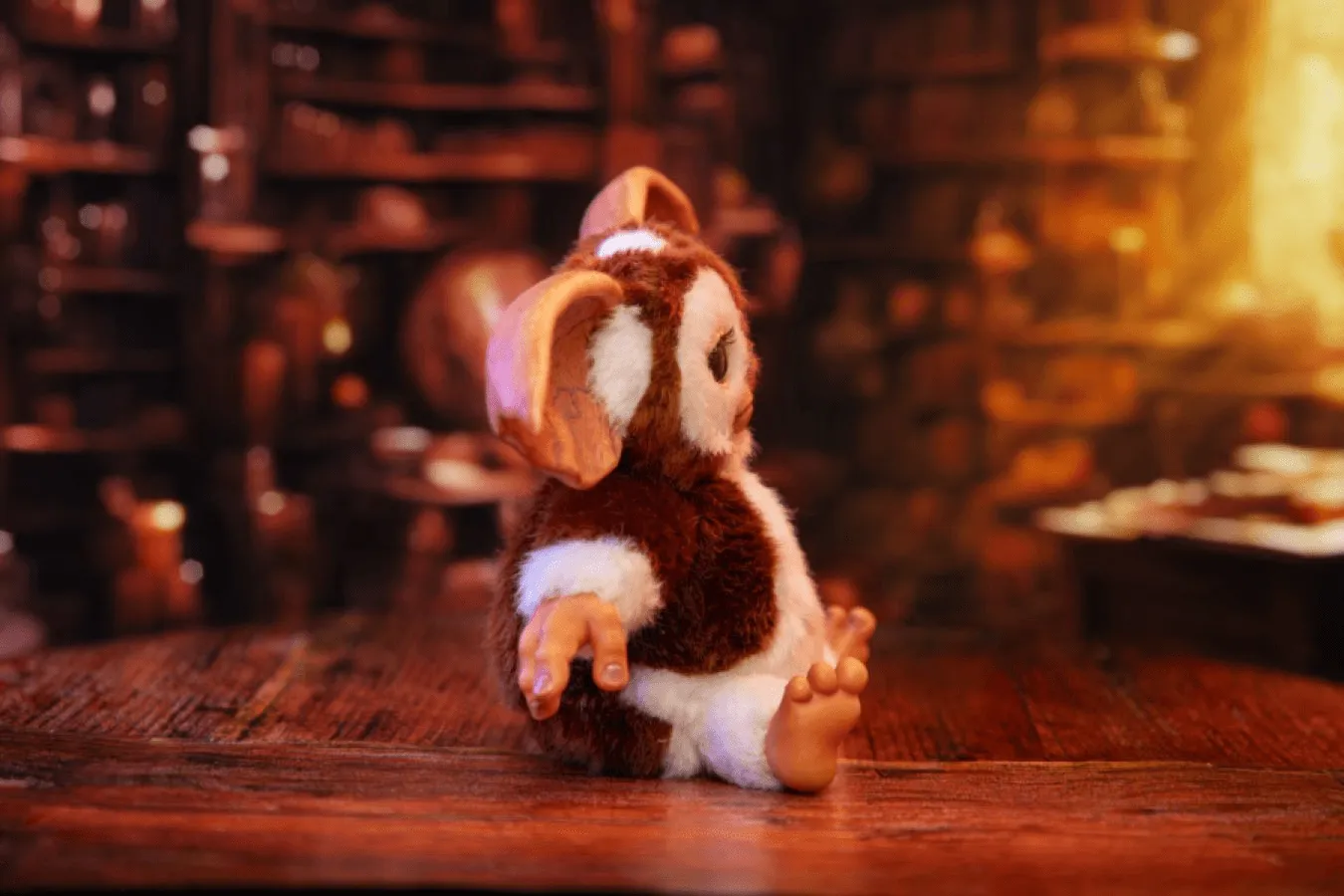 Gremlins - Replica Mogwai box and Gizmo plush - Image 3