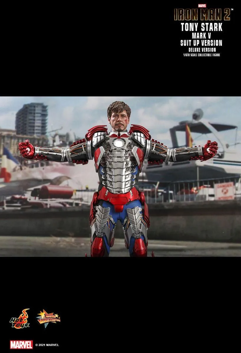 Iron Man 2 - Tony Stark Mark V Suit Up Deluxe 1:6 Scale Collectable Action Figure - Image 14
