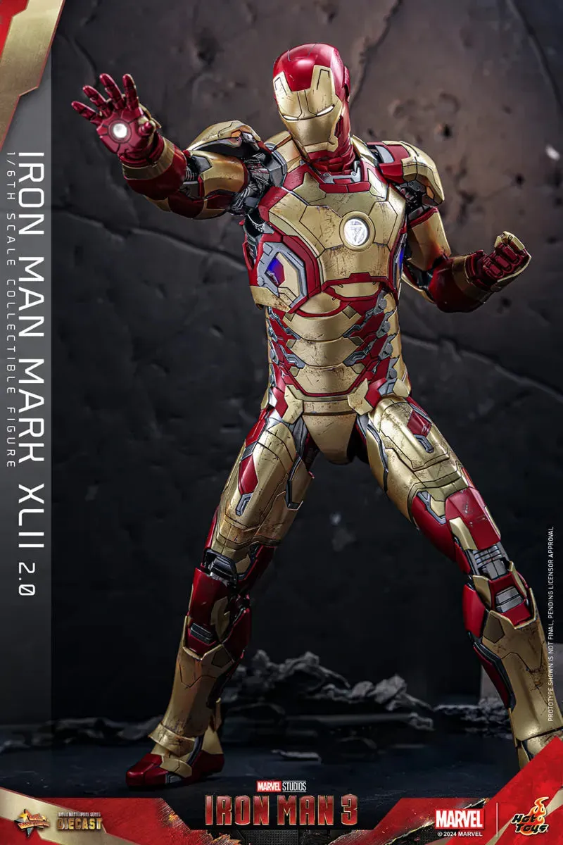 Iron Man 3 - Iron Man Mk 42 (2.0) 1:6 Scale Collectable Action Figure - Image 3