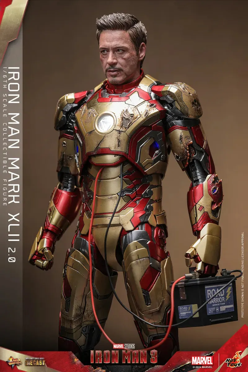 Iron Man 3 - Iron Man Mk 42 (2.0) 1:6 Scale Collectable Action Figure - Image 4