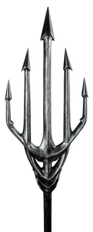 Justice League - Aquaman's Trident with Treasure Chest Life-Size Replica - Image 11
