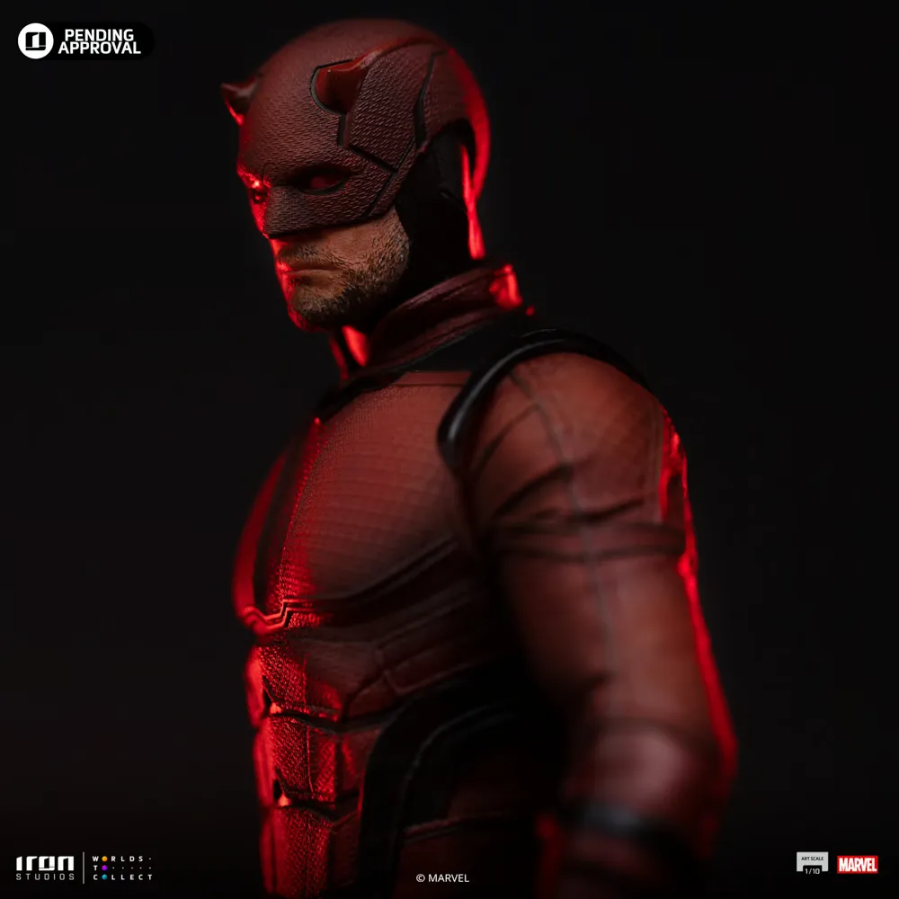 Marvel Comics - Daredevil 1:10 Scale Statue - Image 4
