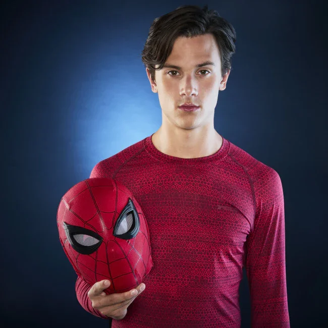 Marvel Legends Series Spider-Man Electronic Expressive Mask - Image 15