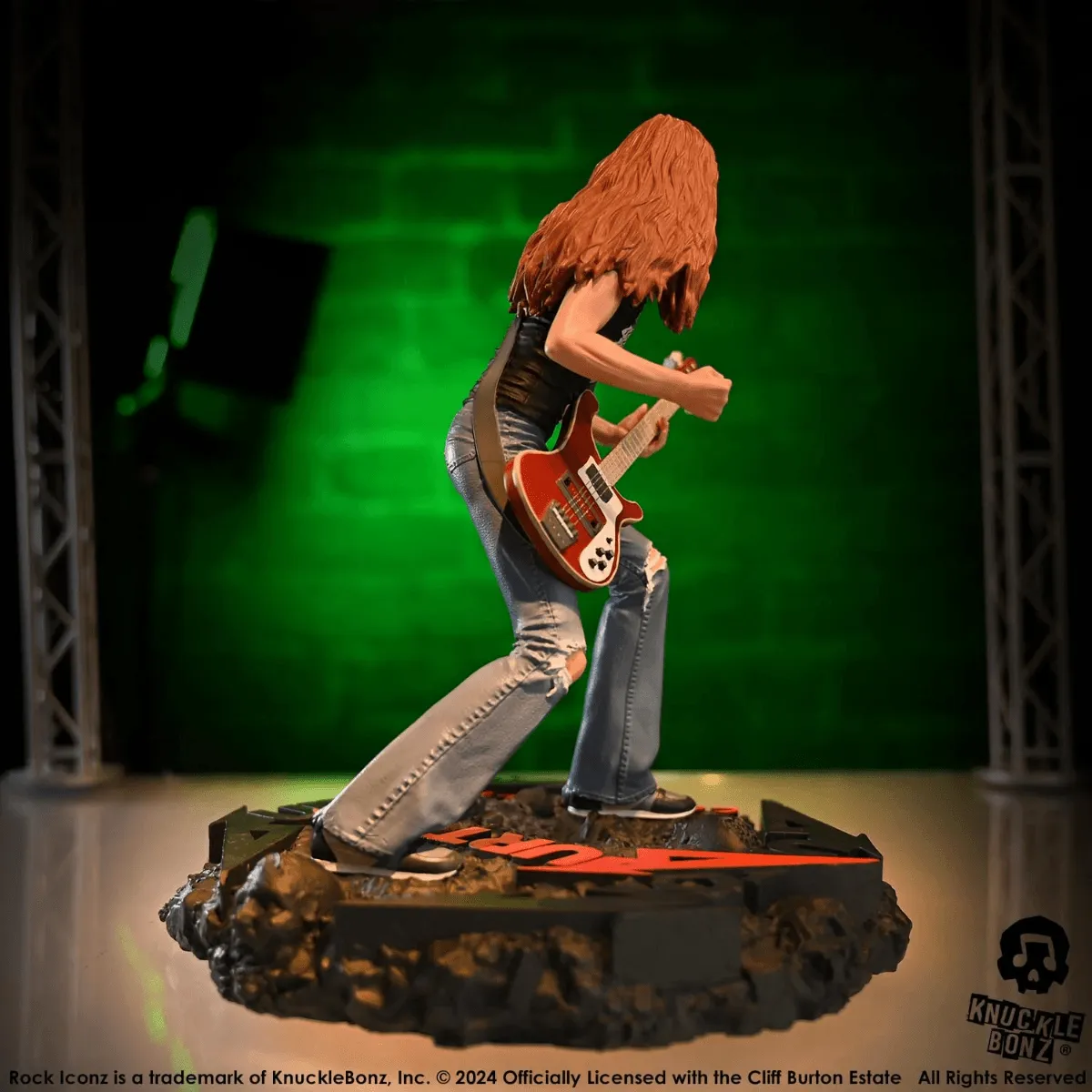 Metallica - Cliff Burton 2 Rock Iconz Statue - Image 13