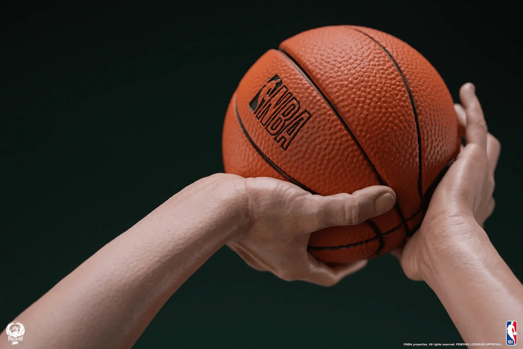 NBA - Larry Bird 1:4 Statue - Image 11