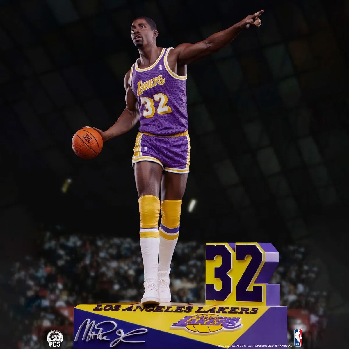 NBA - Magic Johnson 1:4 Scale Statue - Image 4