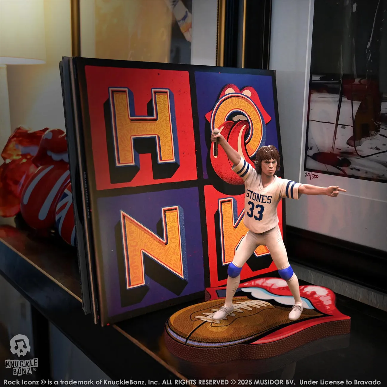 Rolling Stones - Mick Jagger Tour '81 (White Jersey) Statue - Image 9