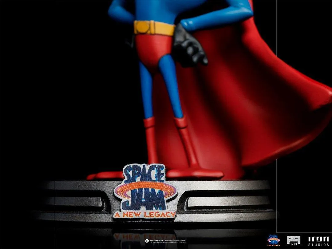 Space Jam 2: A New Legacy - Daffy Duck Superman 1:10 Scale Statue - Image 7
