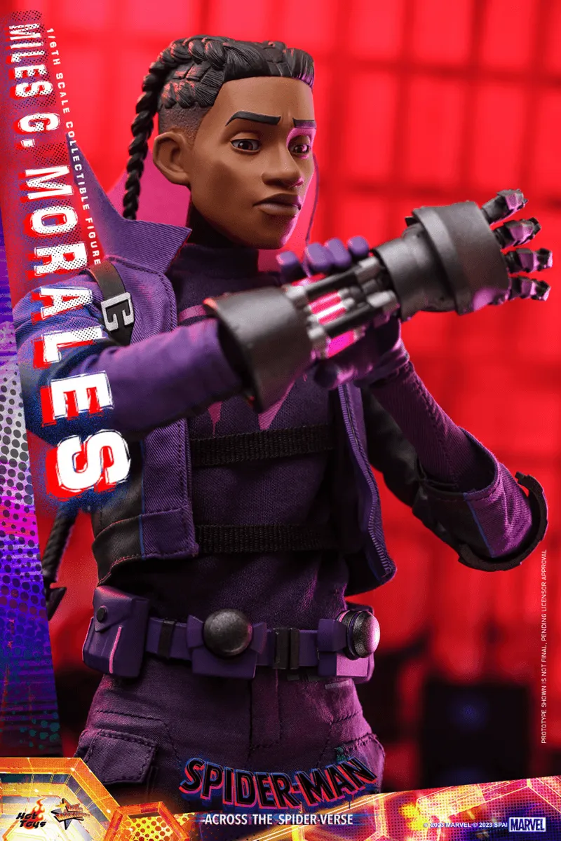 Spider-Man: Across the Spider-Verse - Miles G. Morales 1:6 Scale Collectable Figure - Image 18