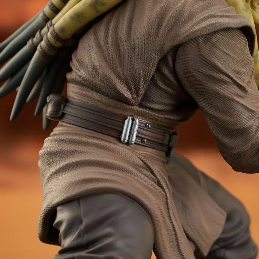 Star Wars: Attack of the Clones - Kit Fisto Premier Statue - Image 11