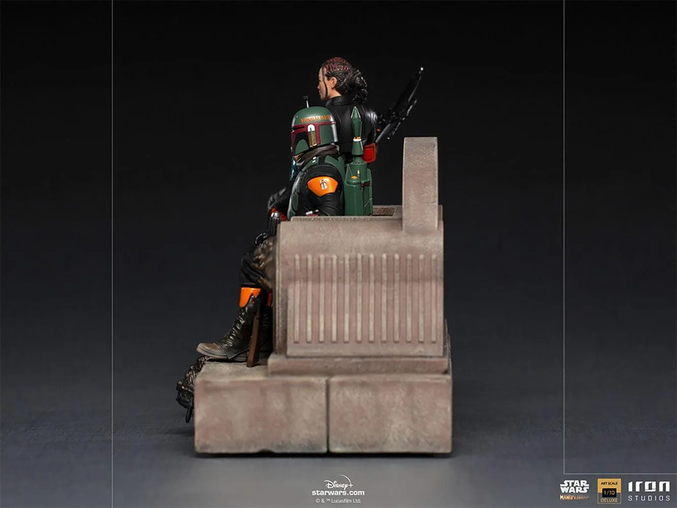Star Wars: The Mandalorian - Boba Fett & Fennec Shand on Throne Deluxe 1:10 Scale Statue - Image 3
