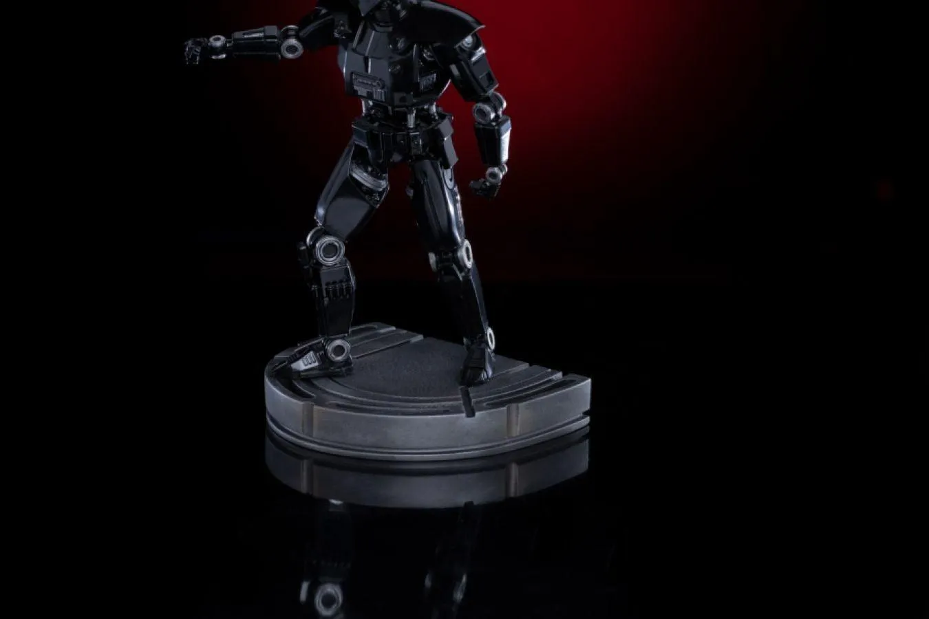 Star Wars: The Mandalorian - Dark Trooper 1:10 Scale Statue - Image 10