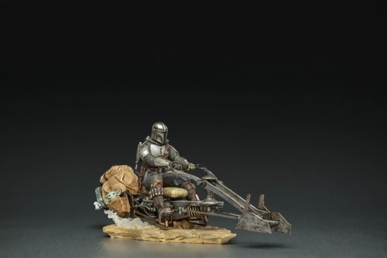 Star Wars: The Mandalorian - Mandalorian on Speederbike Deluxe 1:10 Scale Statue - Image 2
