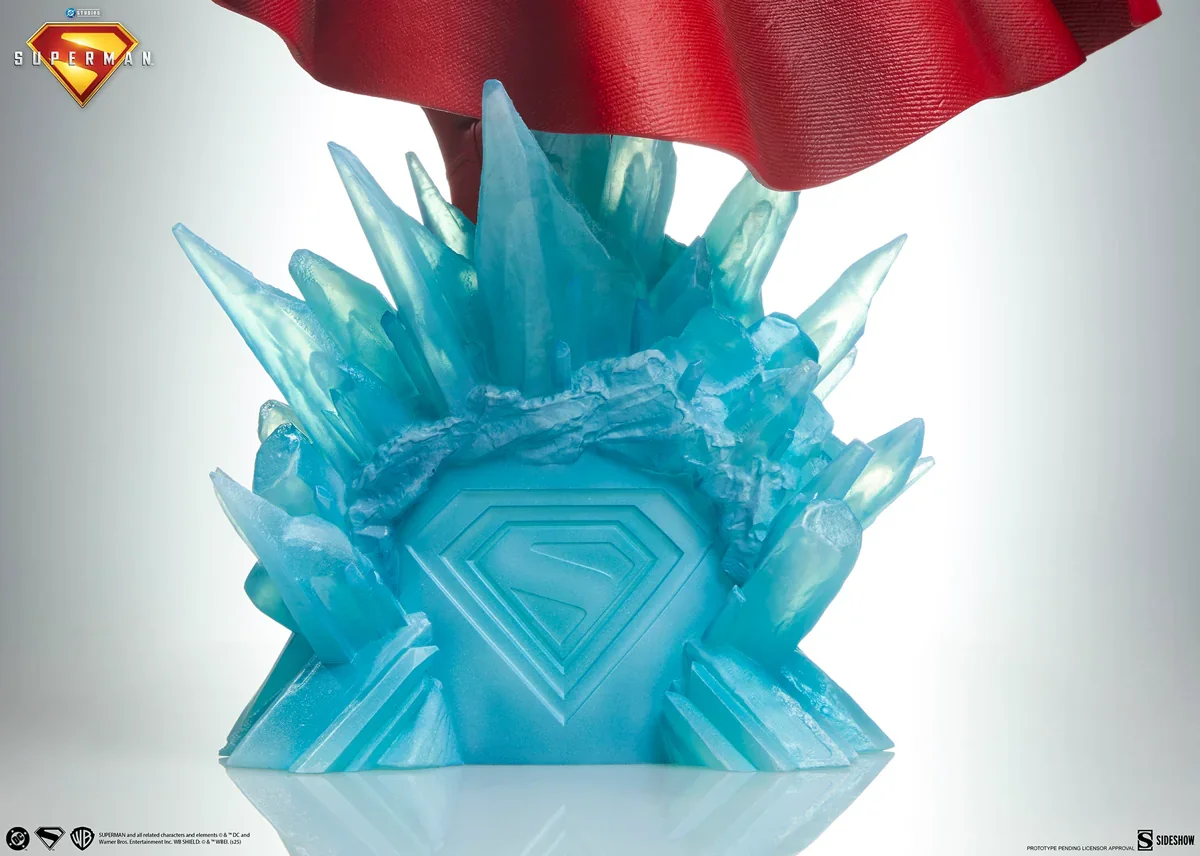 Superman (2025) - Superman Premium Format Statue - Image 15