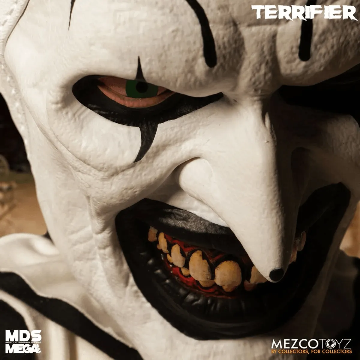 Terrifier - Art The Clown 15'' Mega Figure - Image 4