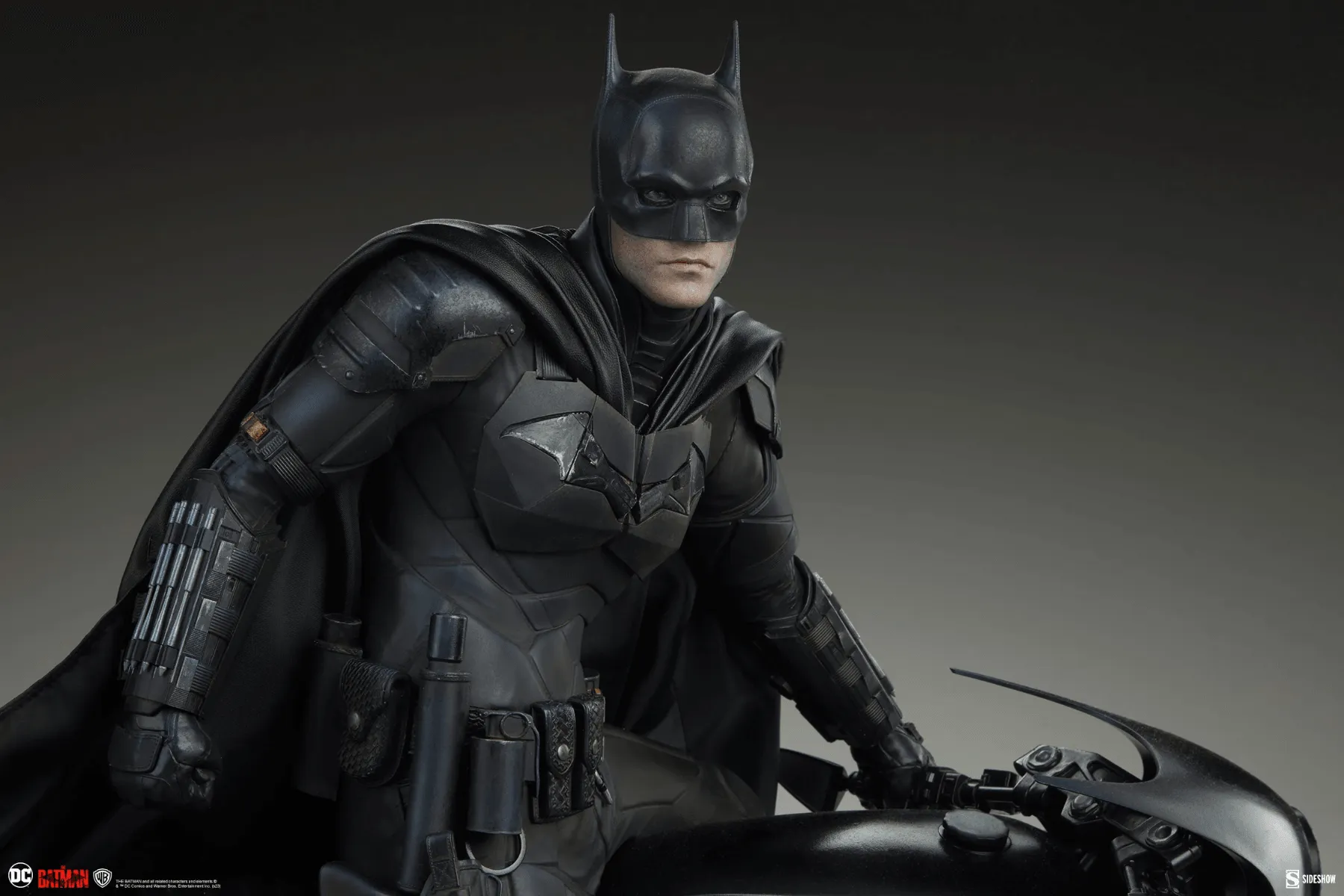 The Batman - Batman Premium Format Statue - Image 10