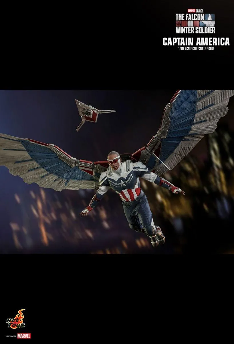 The Falcon and the Winter Soldier - Captain America 1:6 Scale Collectable Action Figure - Image 2