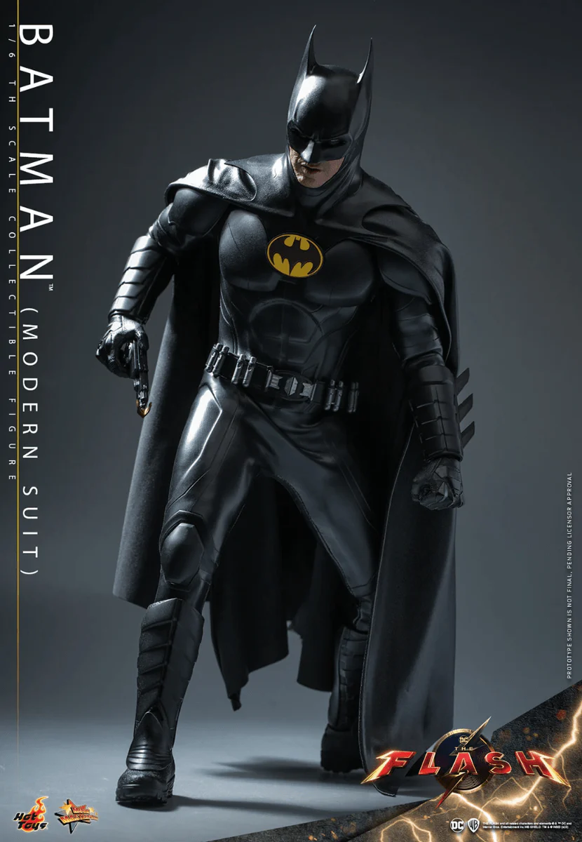 The Flash (2023) - Batman (Modern Suit) 1:6 Scale Action Figure - Image 14