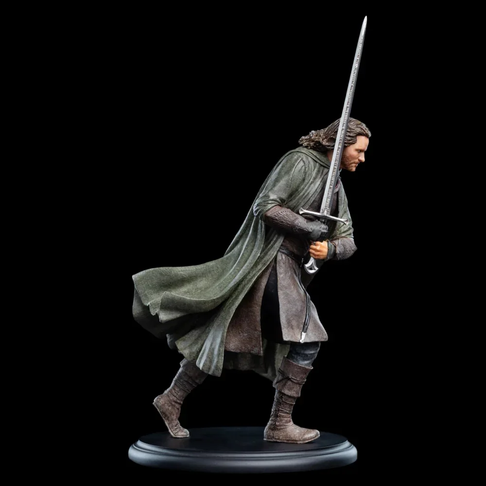 The Lord of the Rings - Aragorn SDCC 2025 Miniature Statue - Image 5