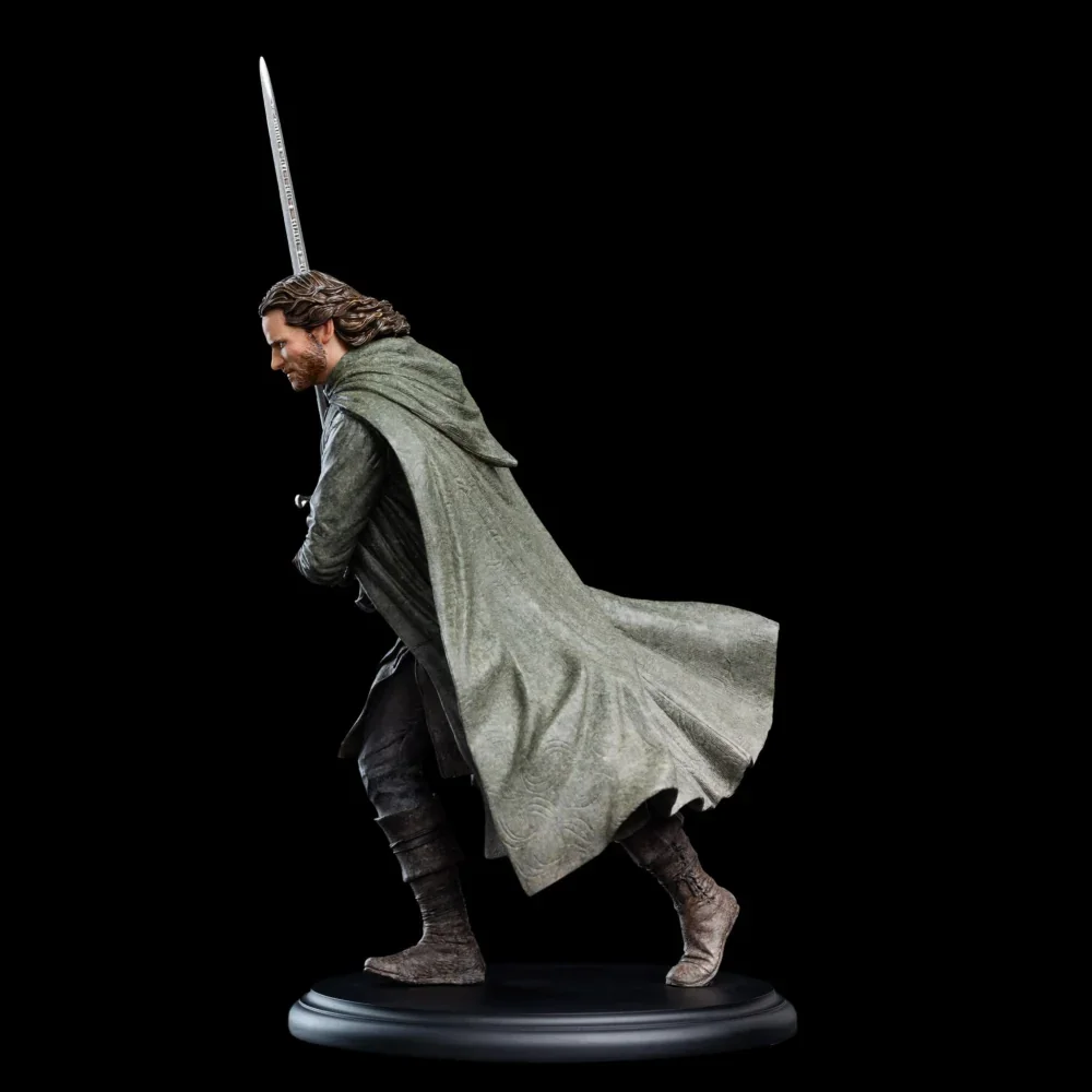 The Lord of the Rings - Aragorn SDCC 2025 Miniature Statue - Image 9