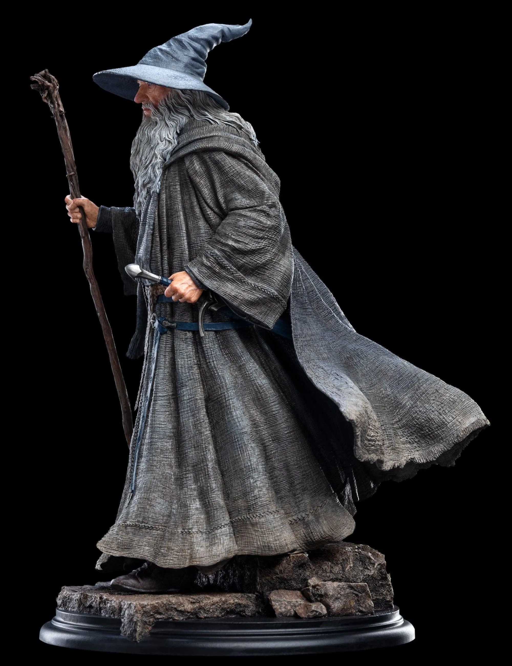 The Lord of the Rings - Gandalf the Grey, Pilgrim 1:6 Scale Statue - Image 3