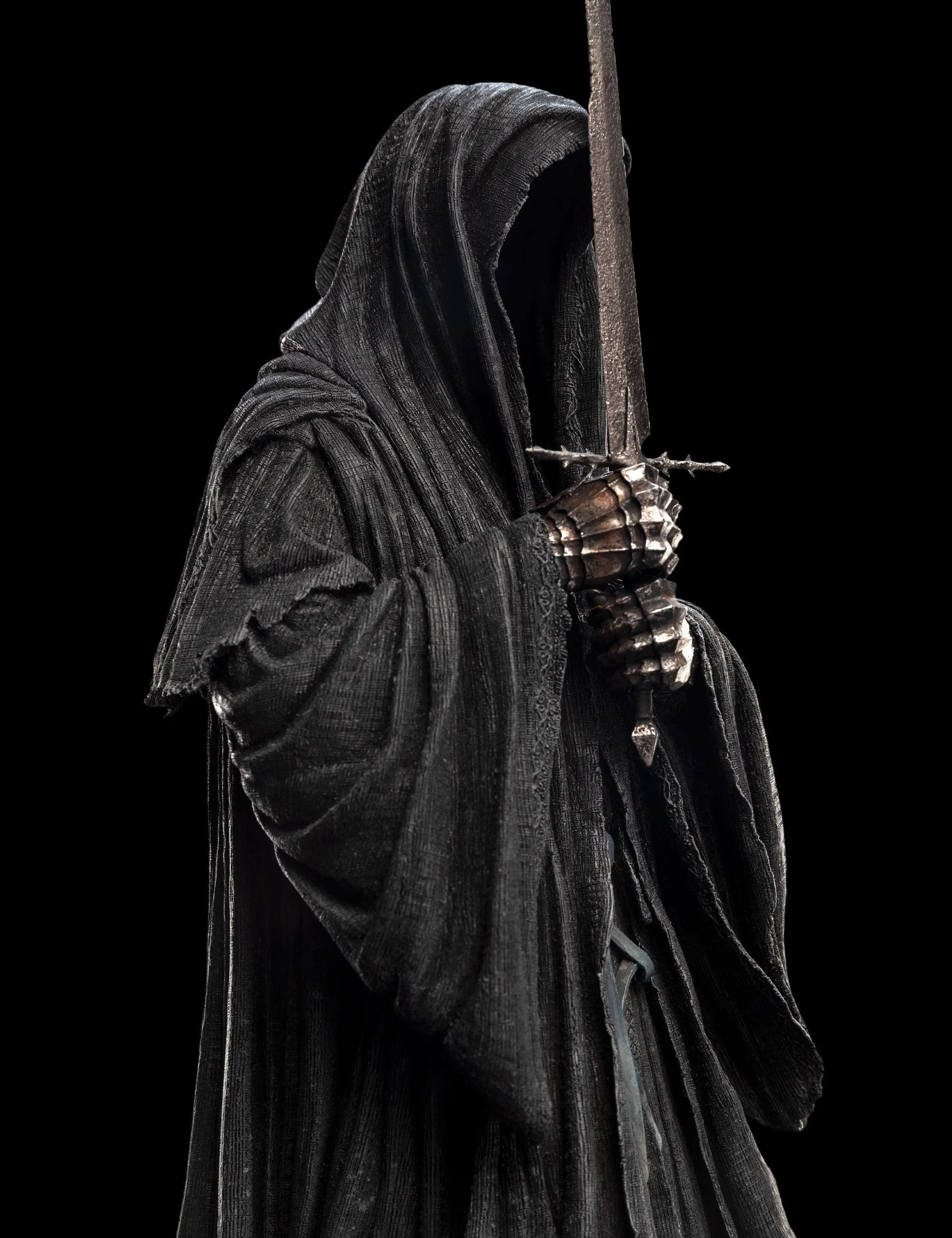 The Lord of the Rings - Ringwraith of Mordor 1:6 Scale Statue - Image 9