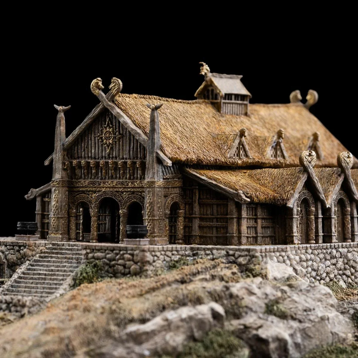 The Lord of the Rings - The Golden Hall of Edoras Environment Diorama - Image 11