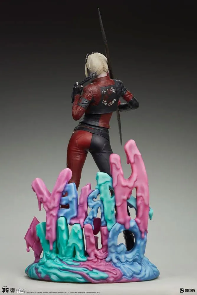 The Suicide Squad - Harley Quinn Premium Format Statue - Image 9