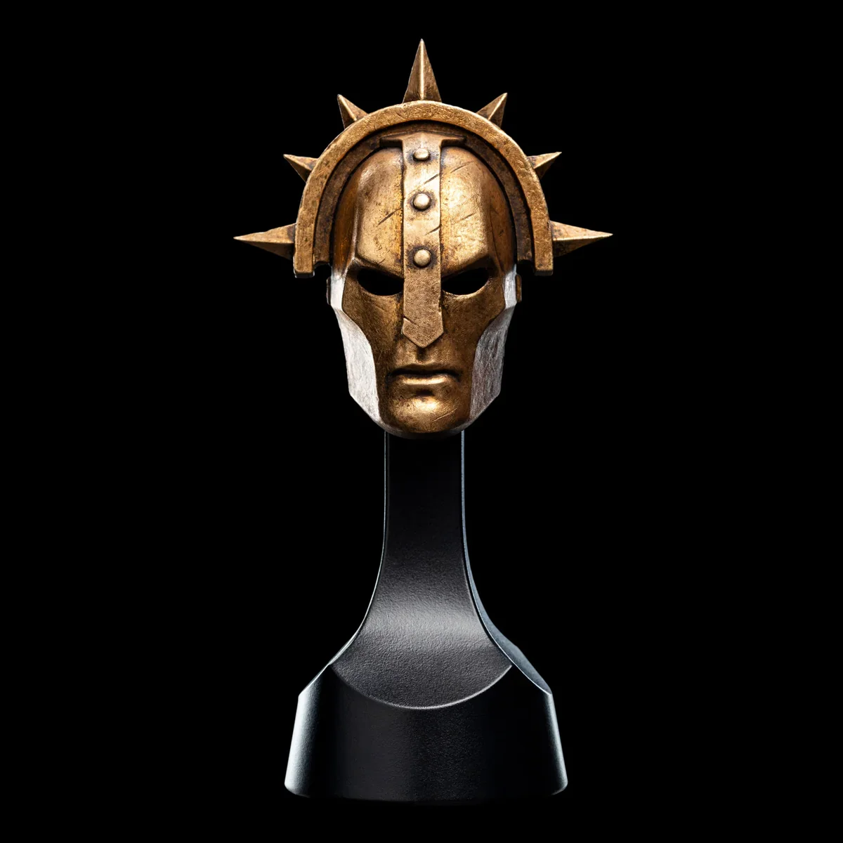 Warhammer: Age of Sigmar - Stormcast Eternal Liberator Replica Helmet - Image 3