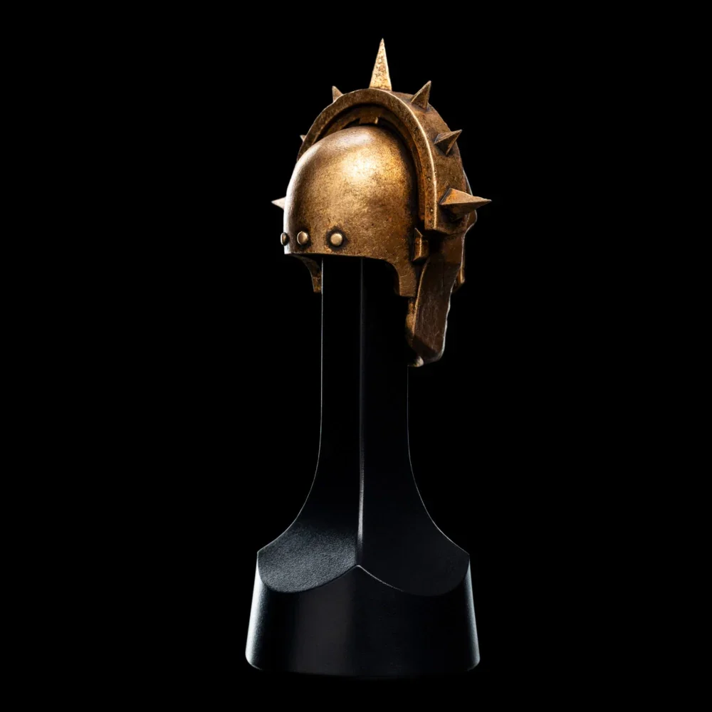 Warhammer: Age of Sigmar - Stormcast Eternal Liberator Replica Helmet - Image 6