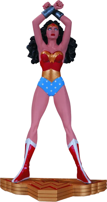 DC Comics - Wonder Woman The Art of War Statue by George Perez